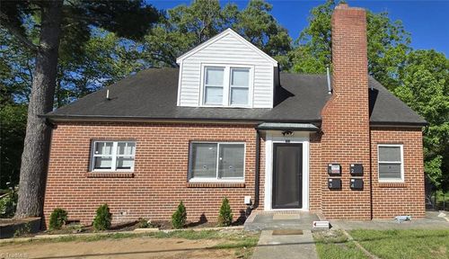 2912 Woodleigh St, Winston-Salem, NC, 27127-3904 | Card Image