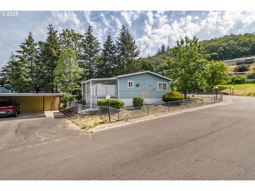 190 Olivia Ln, Roseburg, OR, 97470 | Card Image