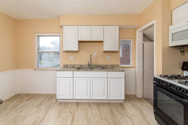 542 E Muir Ave, House other with 3 bedrooms, 1 bathrooms and null parking in Hazel Park MI | Image 7