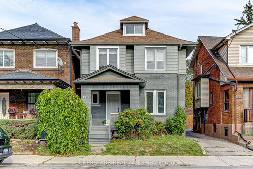 179 Oakwood Ave, York, ON, M6E2V1 | Card Image