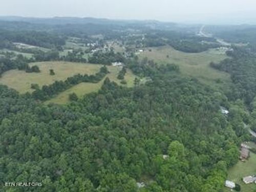 283 Providence Rd, Cumberland Gap, TN, 37724-4817 | Card Image