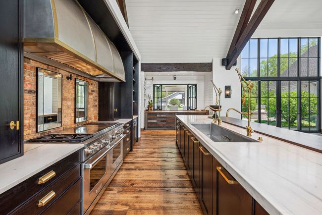 225 Old Farm Rd, House other with 5 bedrooms, 6 bathrooms and 3 parking in Northfield IL | Image 8