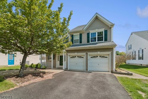 11 Cottage Pl, Branchburg, NJ, 08876-7405 | Card Image