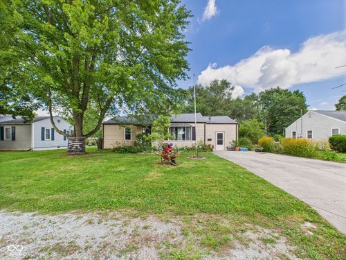 122 Lake St, Chesterfield, IN, 46017-1007 | Card Image