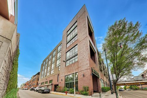 605-3946 N Ravenswood Ave, Chicago, IL, 60613-5681 | Card Image
