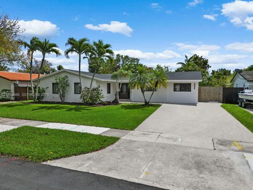 9020 Sw 187th Ter, Cutler Bay, FL, 33157-7964 | Card Image
