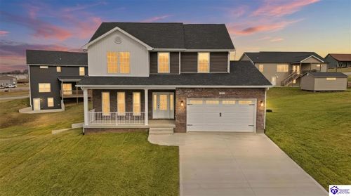 37 D Wayne Cir, Elizabethtown, KY, 42701-4494 | Card Image