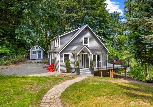 8233 Ne 169th Street, Kenmore, WA, 98028 | Card Image