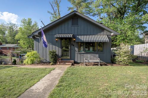 34 Oakley Rd, Asheville, NC, 28803-1147 | Card Image