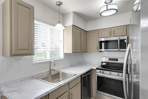 280-4630 N 68th St, Scottsdale, AZ, 85251-2058 | Card Image