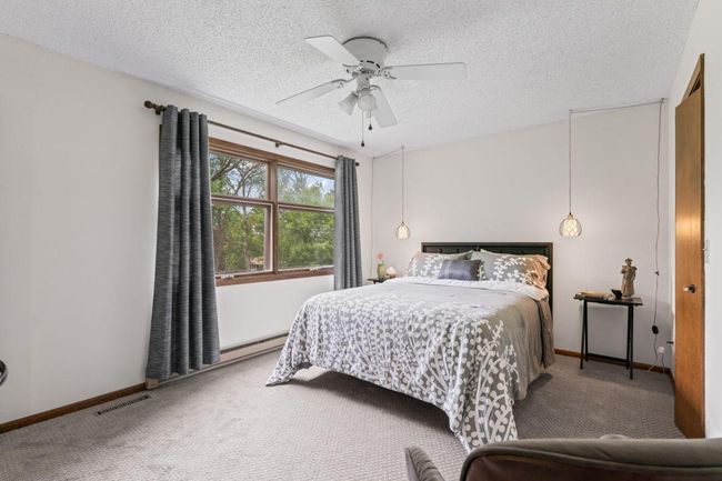Primary Bedroom | Image 16