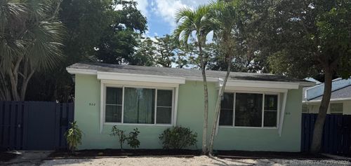 900 Se 12th St, Fort Lauderdale, FL, 33316-2009 | Card Image