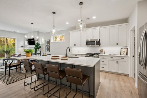 19124 Cloverleaf Way, Farmington, MN, 55024 | Card Image