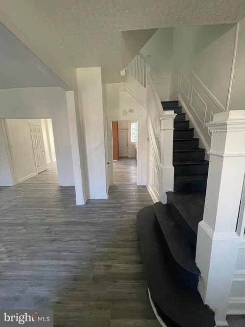 2905 Norfolk Ave, BALTIMORE, MD, 21215-7715 | Card Image