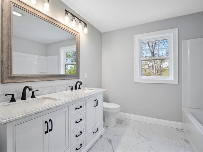 316 Old Westport Rd, House other with 5 bedrooms, 4 bathrooms and 6 parking in Dartmouth MA | Image 23