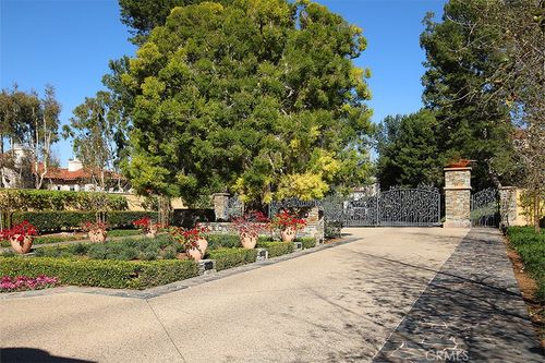 16 Teramo Ct, Newport Coast, CA, 92657-1535 | Card Image