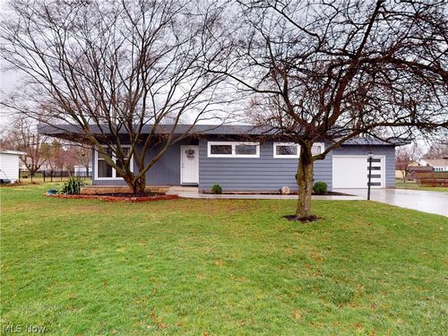 162 S Leavitt Rd, Amherst, OH, 44001-1756 | Card Image
