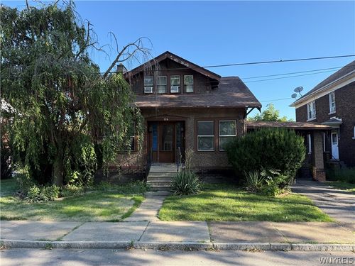 368 Spruce Ave, Niagara Falls, NY, 14301-1034 | Card Image