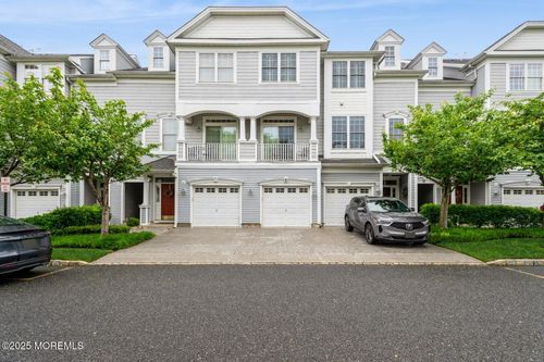 8 Skimmer Ln, Port Monmouth, NJ, 07758-1661 | Card Image