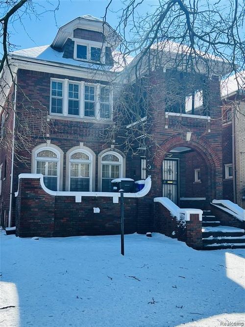 2919 Fullerton St, Detroit, MI, 48238-3301 | Card Image
