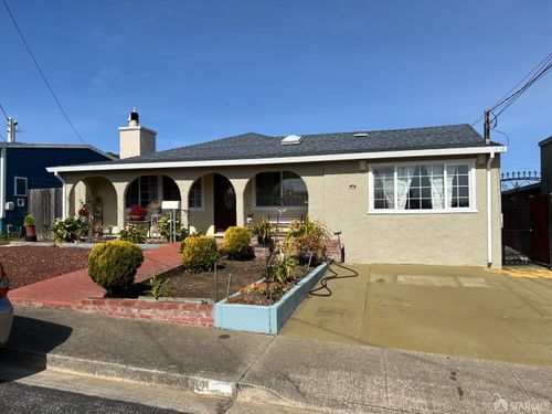 10 Bradford Dr, South San Francisco, CA, 94080-1127 | Card Image