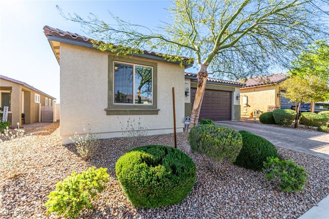 5633 Alitak Bay St, House other with 4 bedrooms, 3 bathrooms and null parking in North Las Vegas NV | Image 5