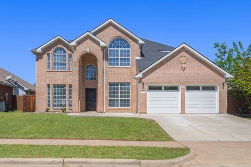 6722 Tabor Dr, Arlington, TX, 76002-5446 | Card Image