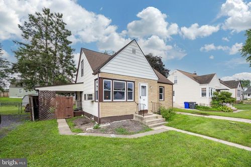 583 Wilson St, POTTSTOWN, PA, 19464-4751 | Card Image