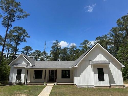 285 J W Hollington Road, Freeport, FL, 32439 | Card Image