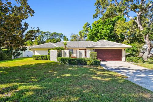 970 Rolling Hills Dr, PALM HARBOR, FL, 34683-2930 | Card Image
