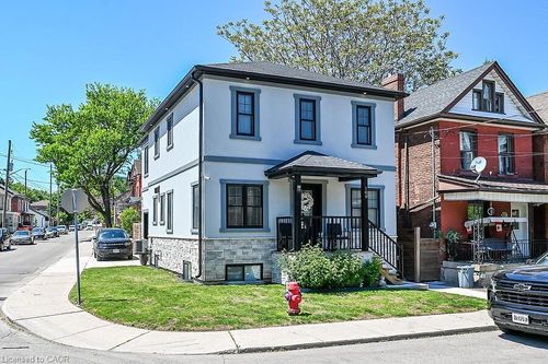 109 Ray St N, Hamilton, ON, L8R2Y1 | Card Image