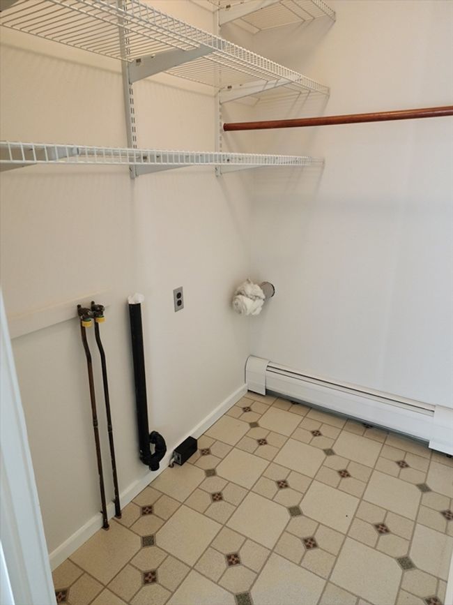 2 - 125 Center St, Condo with 3 bedrooms, 2 bathrooms and 2 parking in Lee MA | Image 9