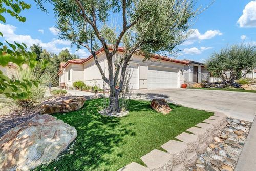 32732 Greene Dr, Springville, CA, 93265-9366 | Card Image