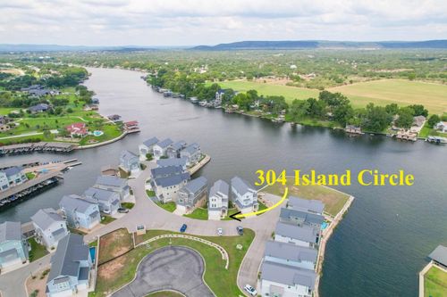 304 Island Cir, Kingsland, TX, 78639-2106 | Card Image