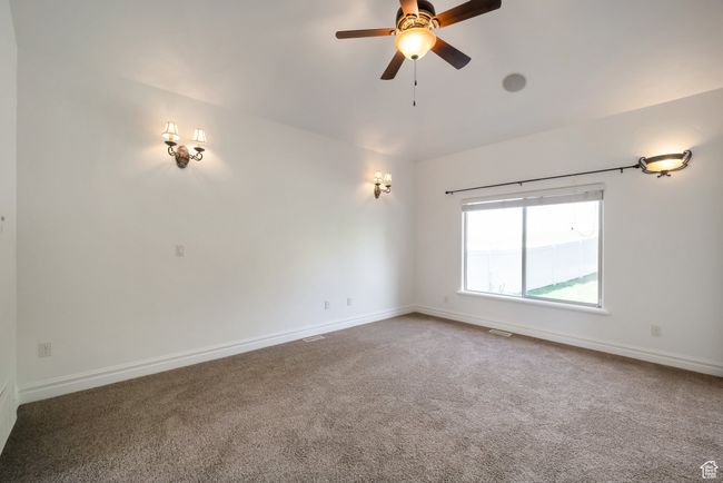 Primary Bedroom | Image 16