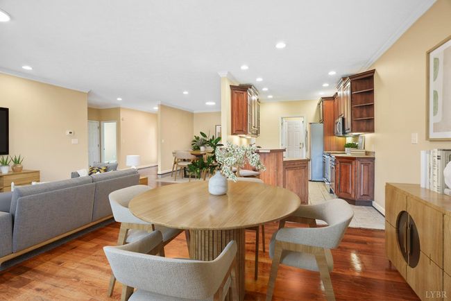 152 Fairwinds Ct, Townhouse with 3 bedrooms, 3 bathrooms and null parking in Forest VA | Image 6