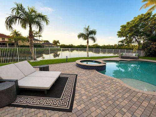 1088 Skylark Dr, Weston, FL, 33327-2383 | Card Image