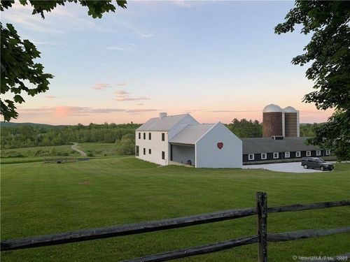 120 Lime Rock Rd, Lakeville, CT, 06039-2316 | Card Image