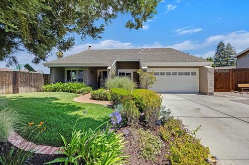 331 Idyllwild Ct, Redwood City, CA, 94061 | Card Image
