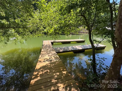 3542 Mount Pleasant Rd, Sherrills Ford, NC, 28673-7823 | Card Image