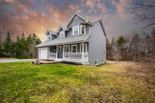 192 Gleneagles Dr, Hammonds Plains, NS, B4B1V8 | Card Image