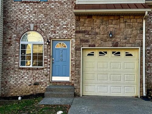 740 Spence Enclave Ln, Nashville, TN, 37210-3237 | Card Image