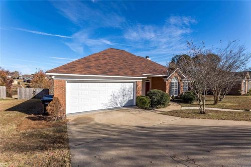 7988 Westlake Dr, Midland, GA, 31820-4267 | Card Image