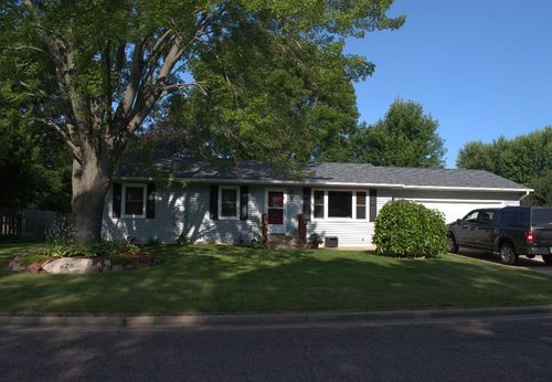 928 Yorkshire Ave, Rice Lake, WI, 54868-1060 | Card Image