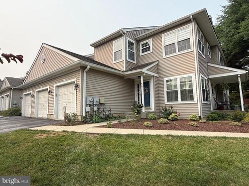 2907-114 Lewisville Ct, PHOENIXVILLE, PA, 19460-2858 | Card Image