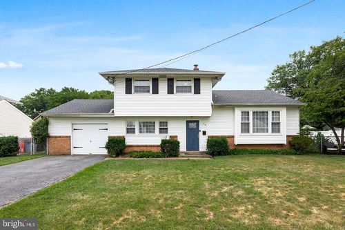 19 Lincoln Ave, WEST COLLINGSWOOD HEIGHTS, NJ, 08059 | Card Image