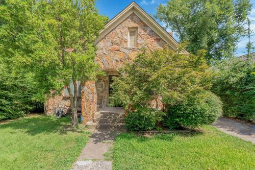 1806 N Poplar St, North Little Rock, AR, 72114-2950 | Card Image