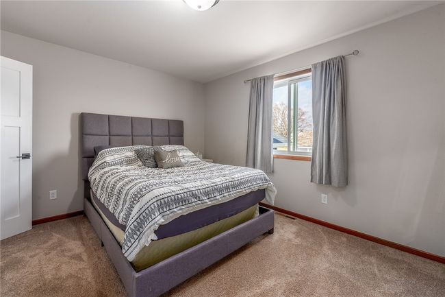 306 Dunn St, House other with 4 bedrooms, 2 bathrooms and null parking in COLFAX WI | Image 15