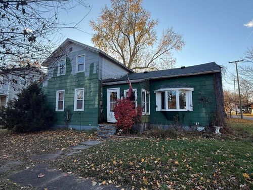 402 S Madison St, Marshall, MI, 49068-1835 | Card Image