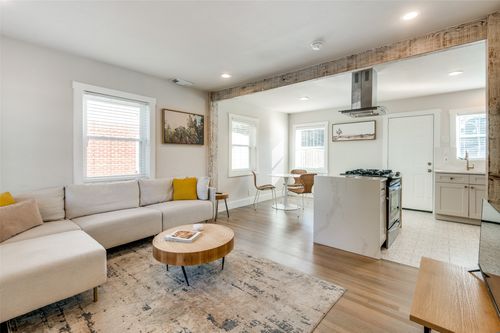 706 Cedar Hill Ave, Dallas, TX, 75208-4082 | Card Image